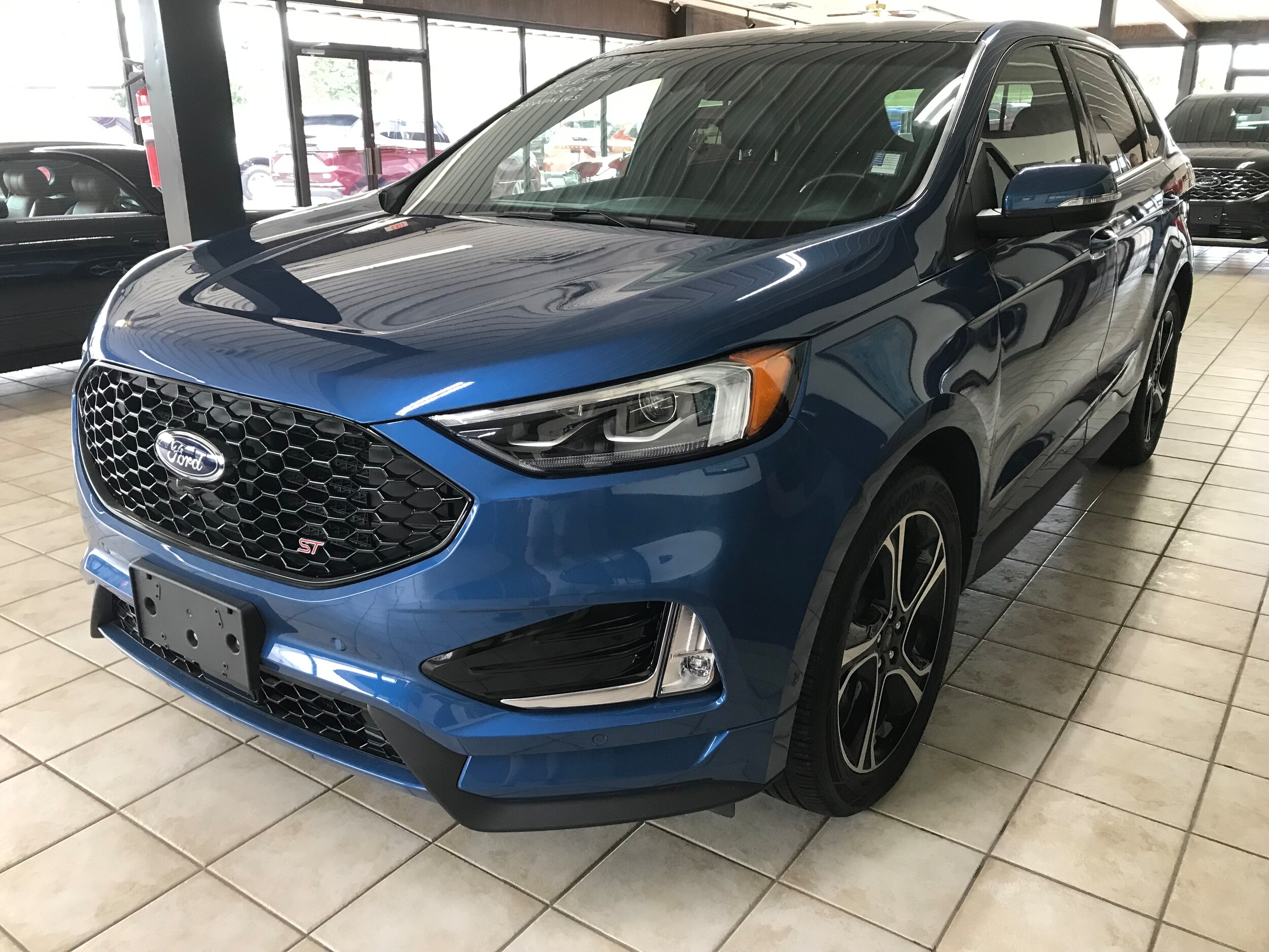 Used 2019 Ford Edge ST with VIN 2FMPK4AP7KBB25487 for sale in West Plains, MO