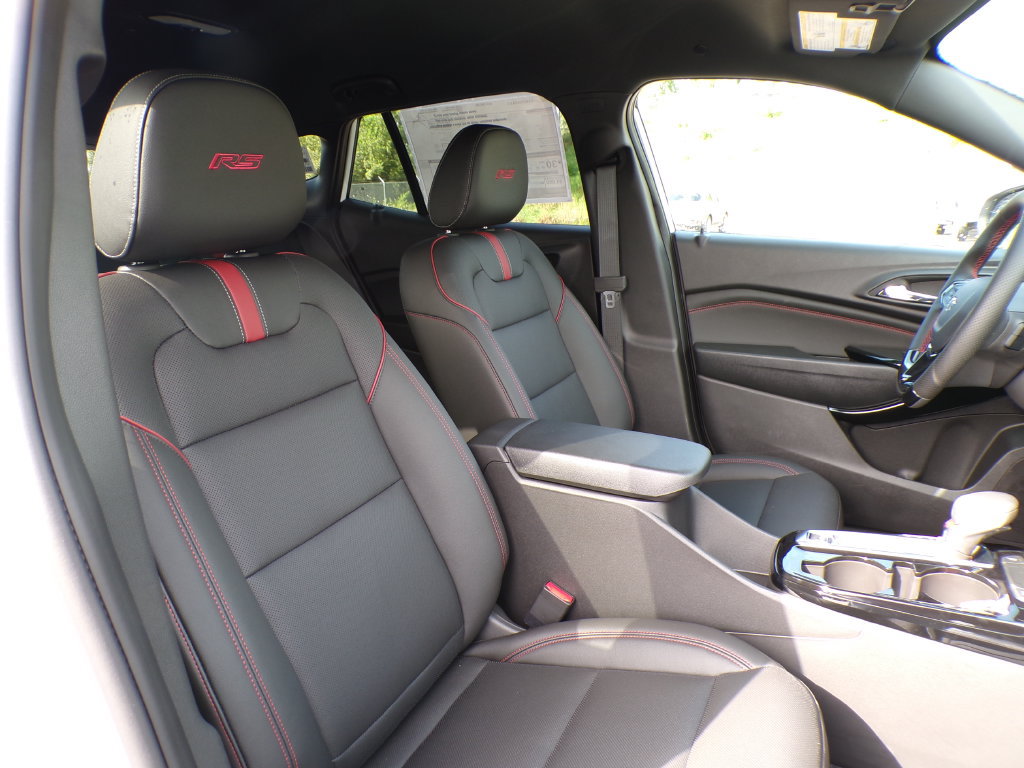 2026 Chevrolet Trax RS - Photo 13