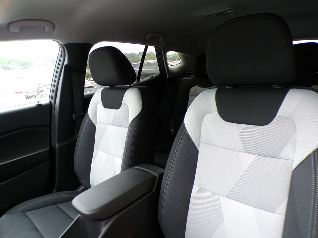 2026 Chevrolet Trax LS - Photo 11