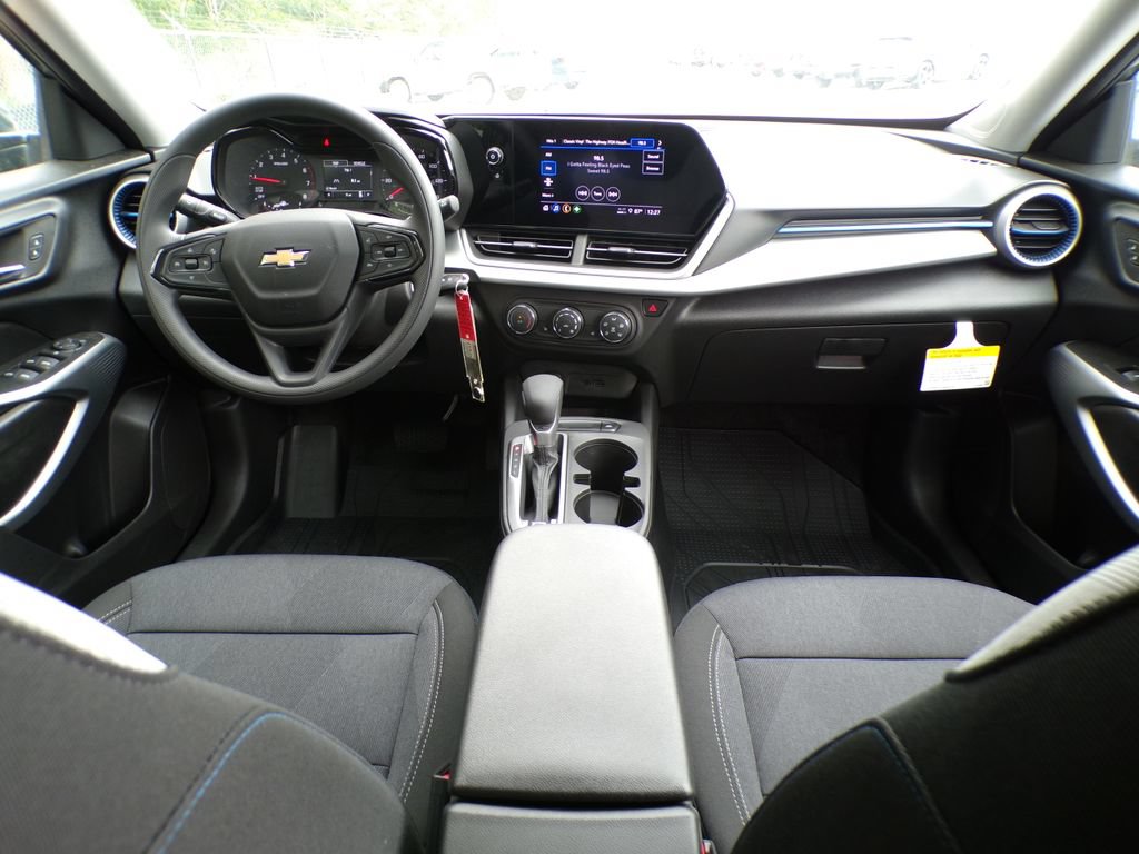 2026 Chevrolet Trax LS - Photo 18