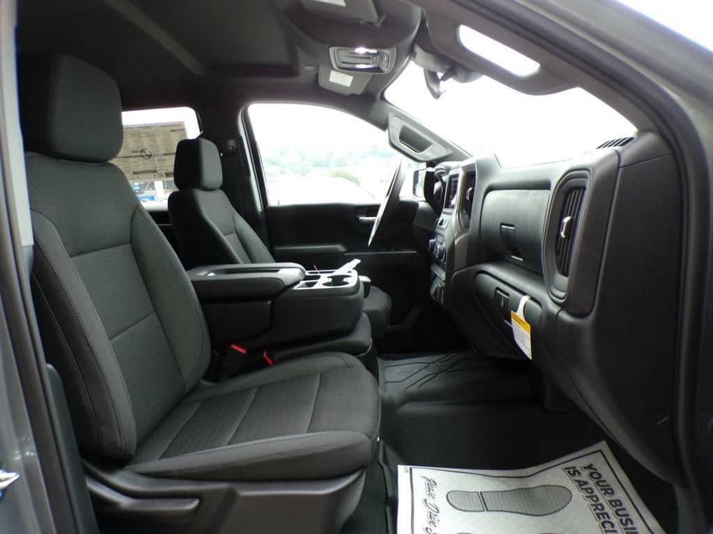 2026 Chevrolet Silverado 1500 Custom - Photo 15