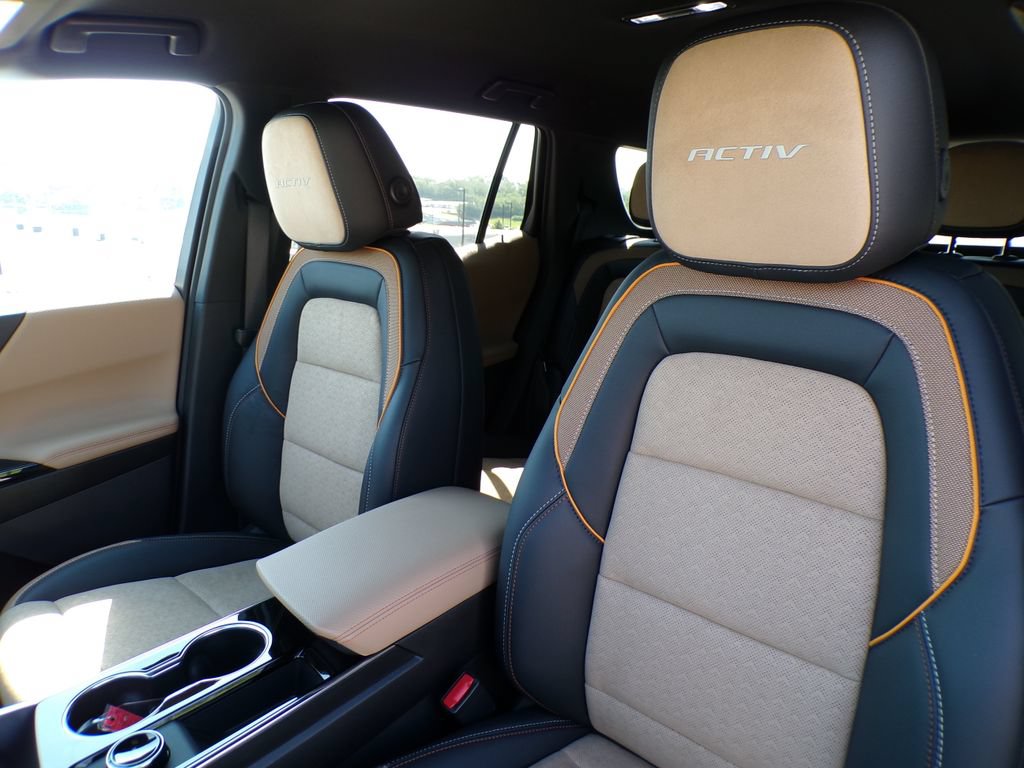 2027 Chevrolet Equinox ACTIV - Photo 11