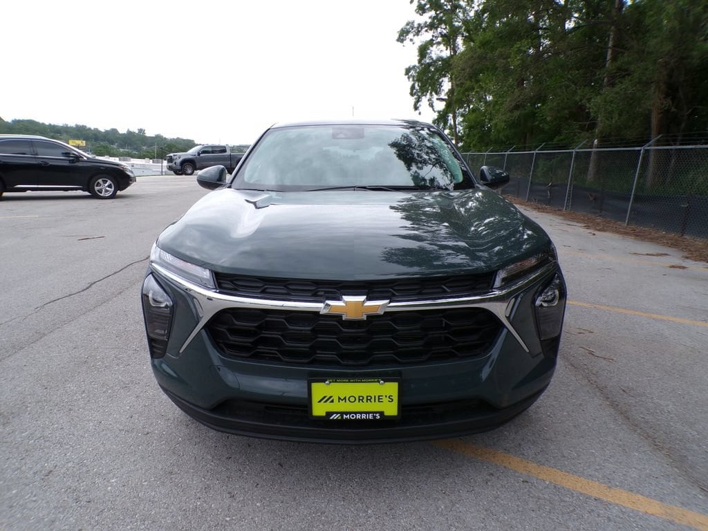 2026 Chevrolet Trax LS - Photo 8