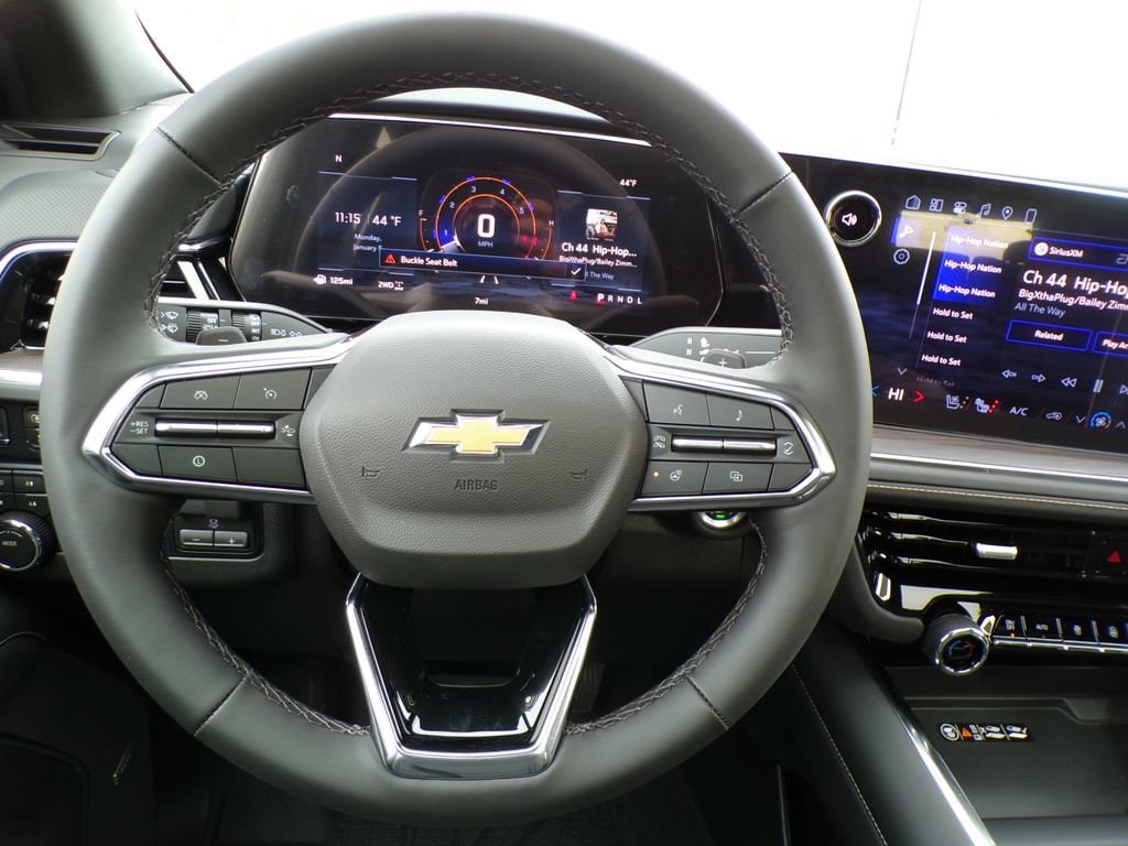 2026 Chevrolet Suburban Premier - Photo 12
