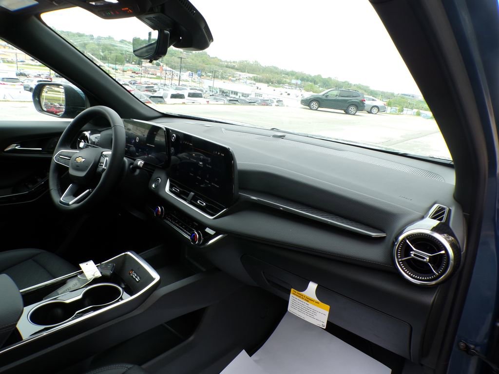 2026 Chevrolet Equinox LT - Photo 16