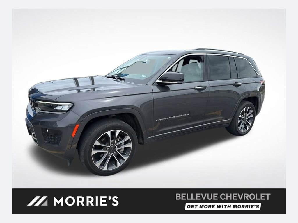 2023 Jeep Grand Cherokee Overland 4x4's photo