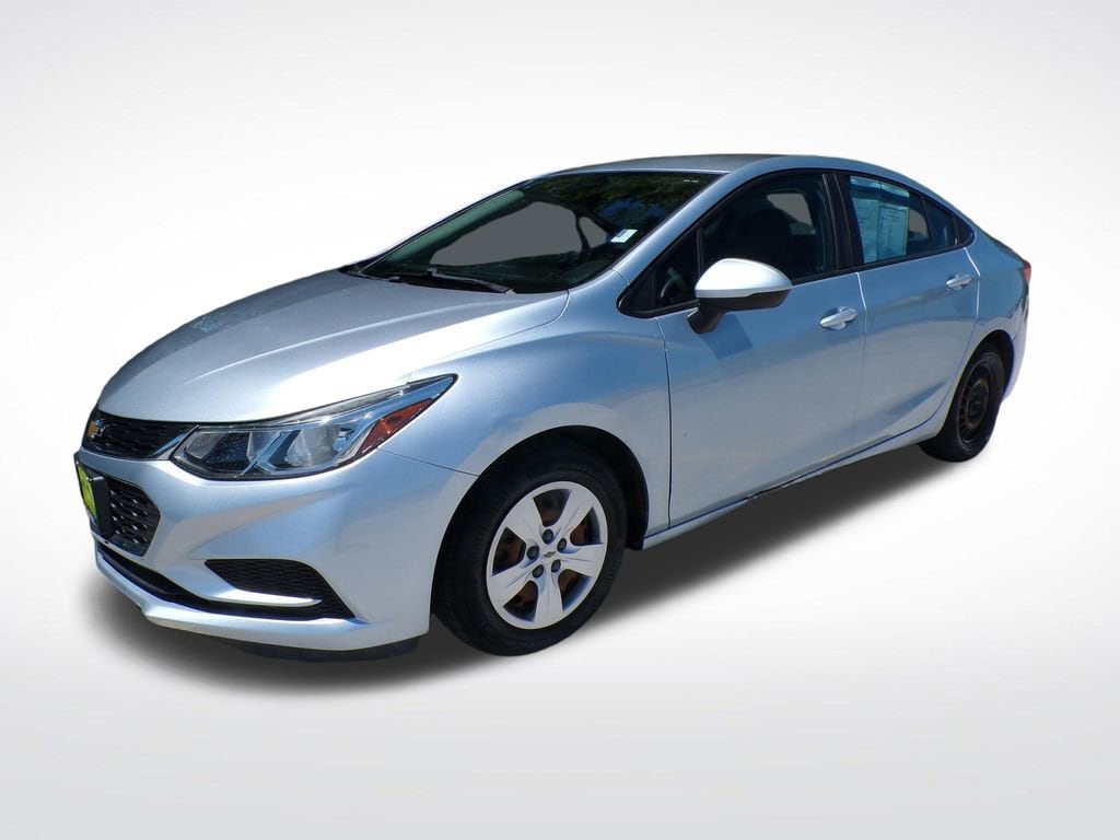 Used 2017 Chevrolet Cruze LS with VIN 1G1BC5SM1H7267236 for sale in Bellevue, NE