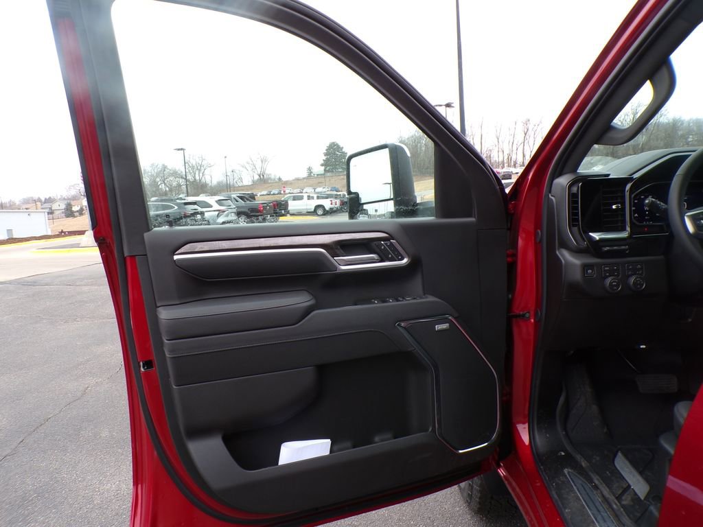 2026 Chevrolet Silverado 2500 HD LTZ - Photo 13