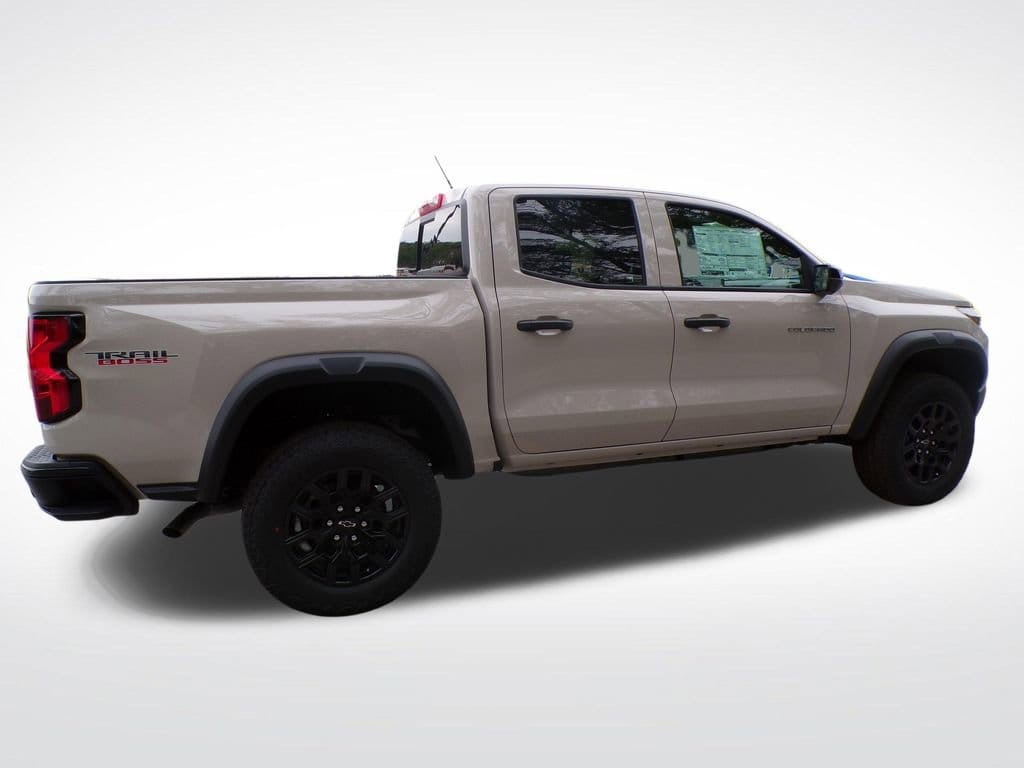 2026 Chevrolet Colorado Trail Boss - Photo 8