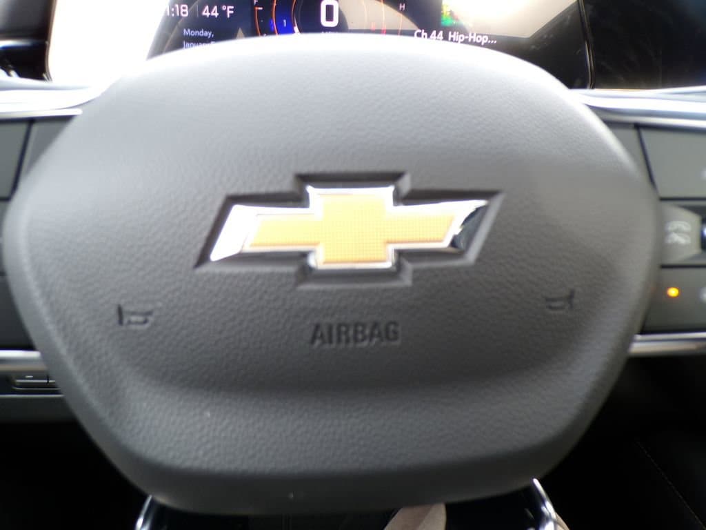 2026 Chevrolet Suburban Premier - Photo 25