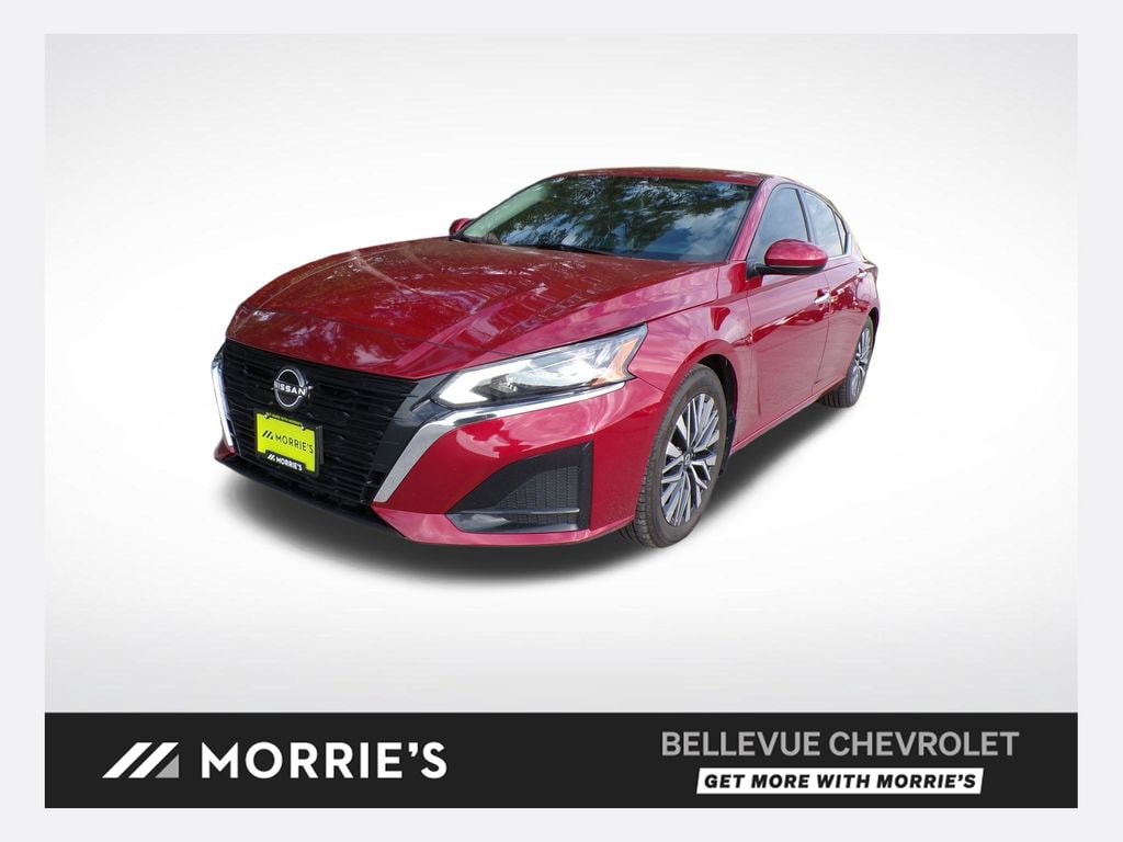 Used 2024 Nissan Altima 2.5 SV