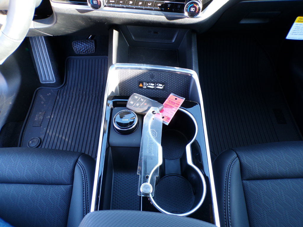 2027 Chevrolet Equinox LT - Photo 27