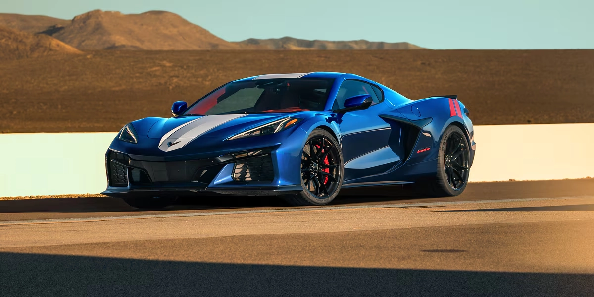 2027 Chevrolet Corvette Grand Sport exterior with wide-body stance and heritage stripe