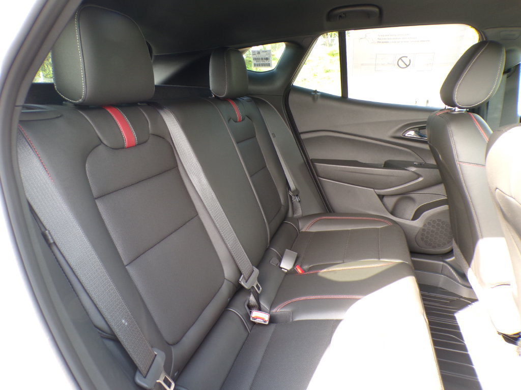 2026 Chevrolet Trax RS - Photo 18