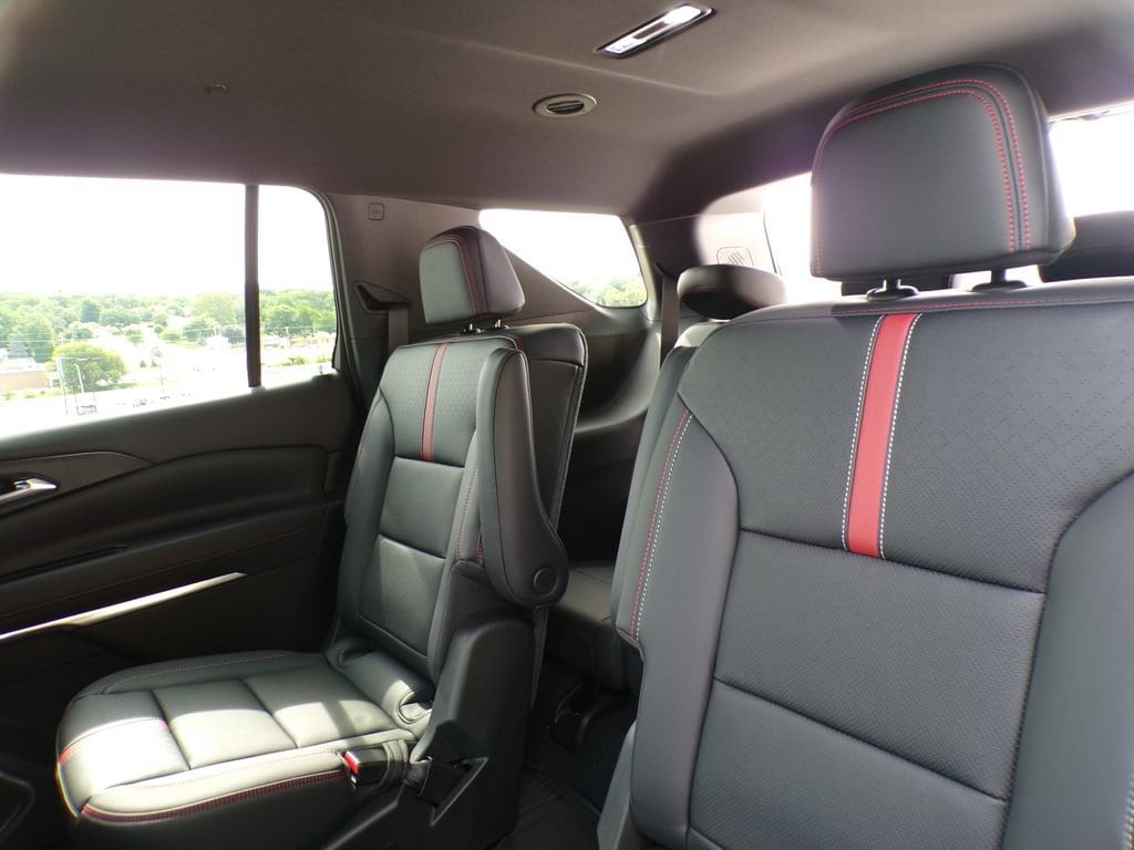 2026 Chevrolet Traverse RS - Photo 16