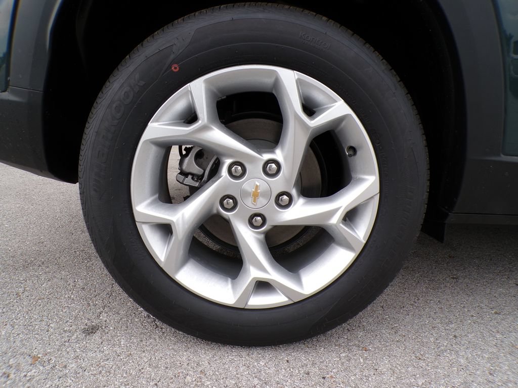 2026 Chevrolet Trax LS - Photo 20