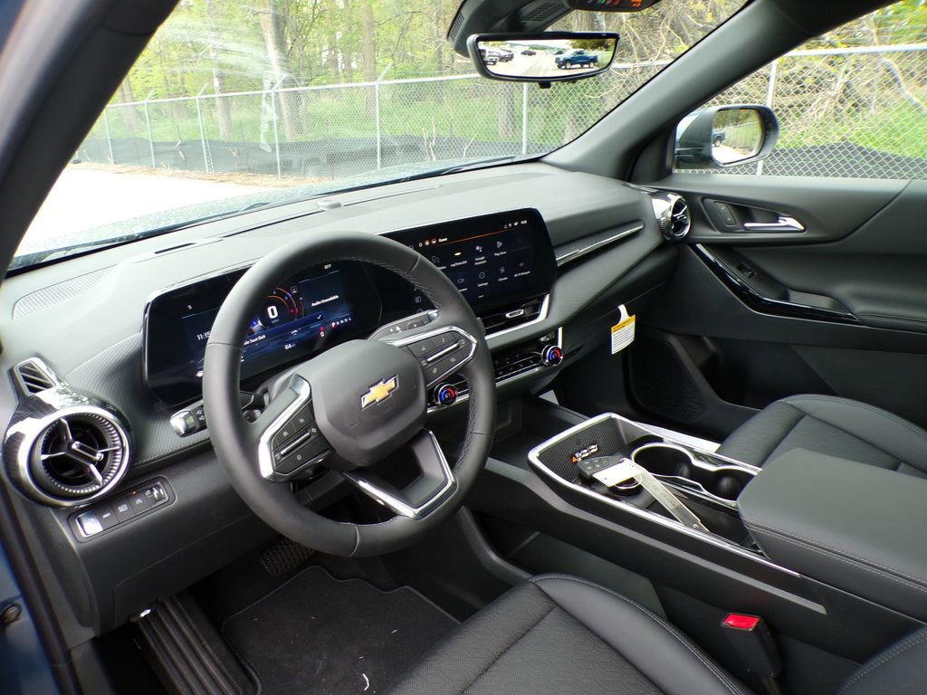 2026 Chevrolet Equinox LT - Photo 13