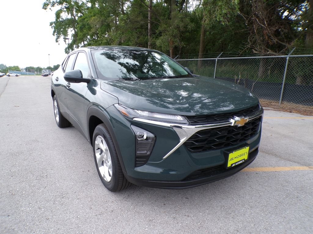 2026 Chevrolet Trax LS - Photo 7