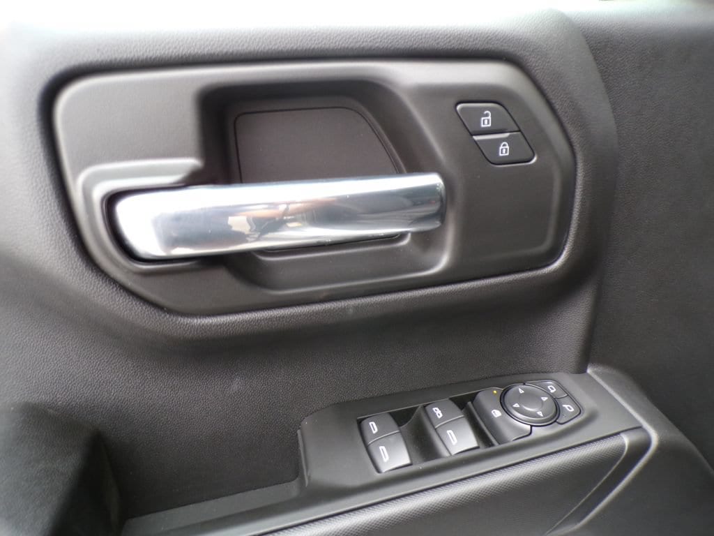 2026 Chevrolet Silverado 1500 Custom - Photo 23