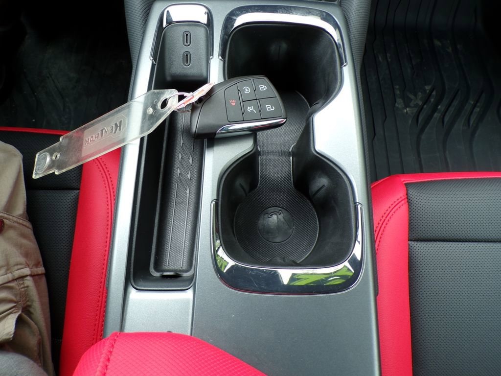 2026 Chevrolet Equinox EV RS - Photo 28