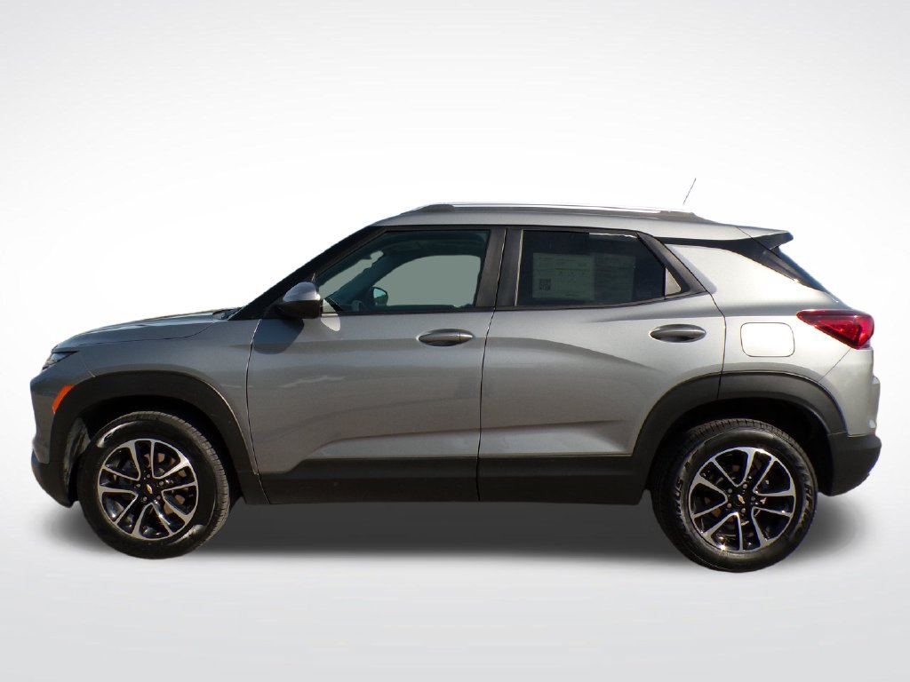 Used 2025 Chevrolet Trailblazer LT SUV