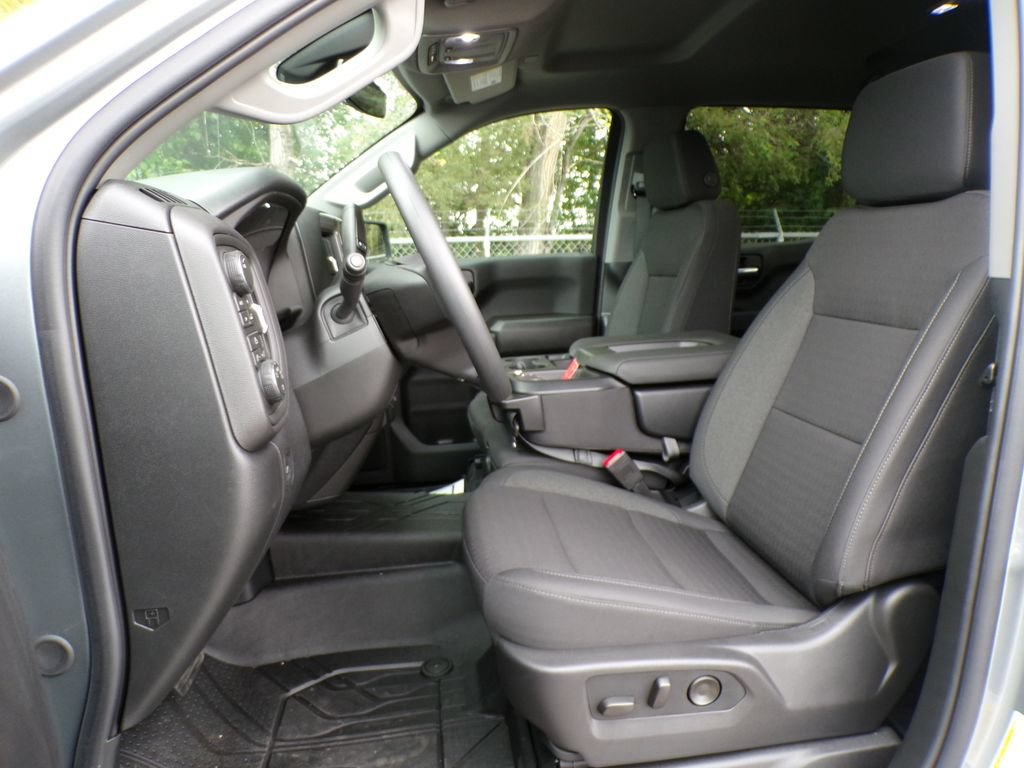 2026 Chevrolet Silverado 1500 Custom - Photo 13