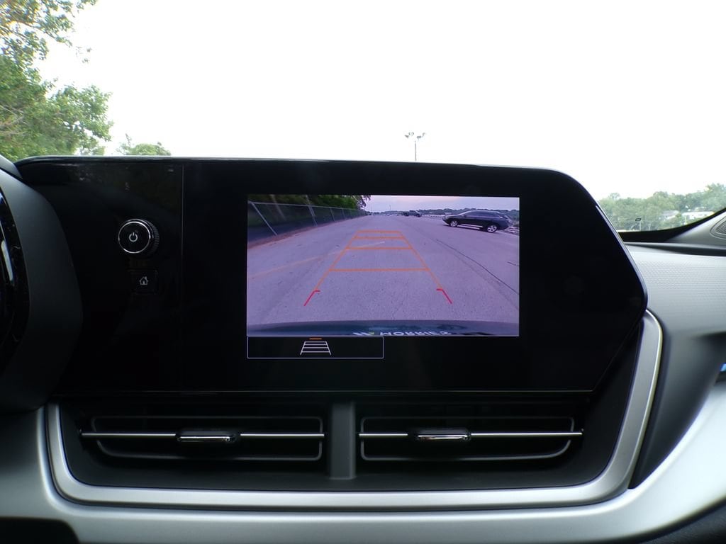 2026 Chevrolet Trax LS - Photo 25