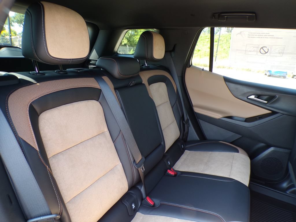 2027 Chevrolet Equinox ACTIV - Photo 18