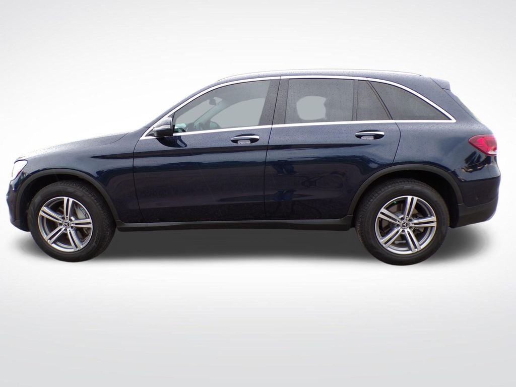 2021 Mercedes-Benz GLC GLC300 - Photo 2