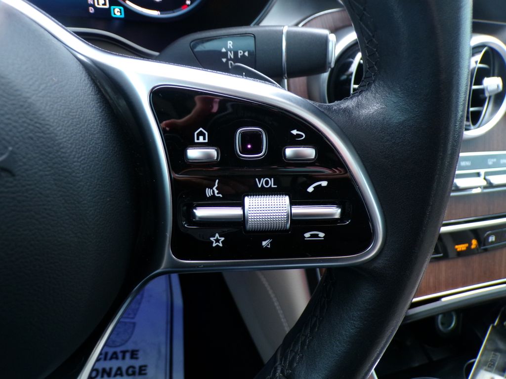 2021 Mercedes-Benz GLC GLC300 - Photo 31