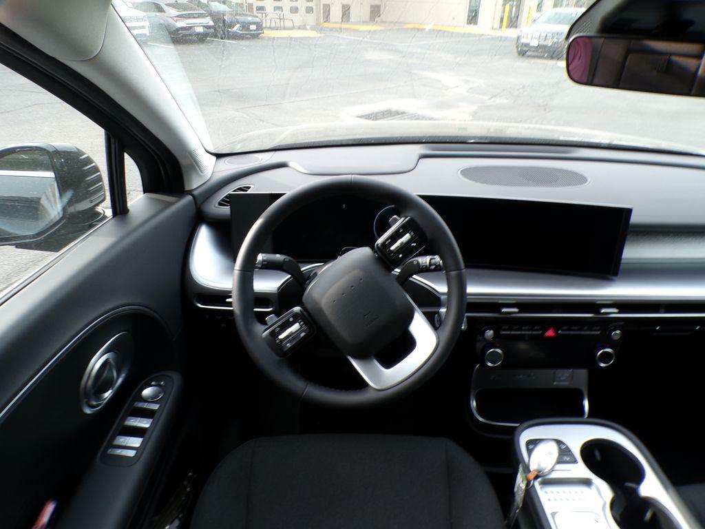 2026 Hyundai IONIQ 9 SE - Photo 14