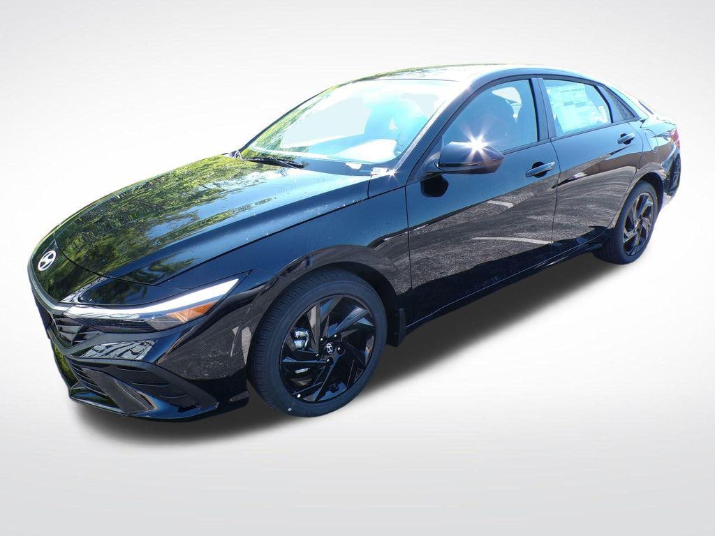 New 2026 Hyundai Elantra SEL Sport Sedan