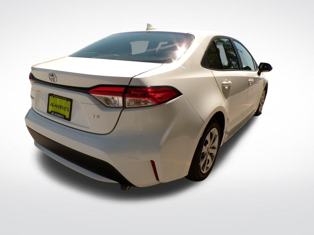 2021 Toyota Corolla LE - Photo 6