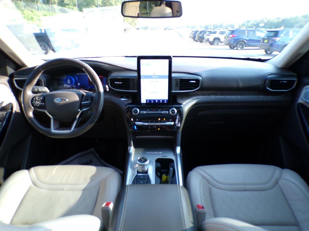 2021 Ford Explorer Platinum - Photo 23