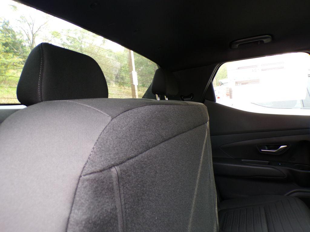 2026 Hyundai Santa Cruz SE - Photo 30