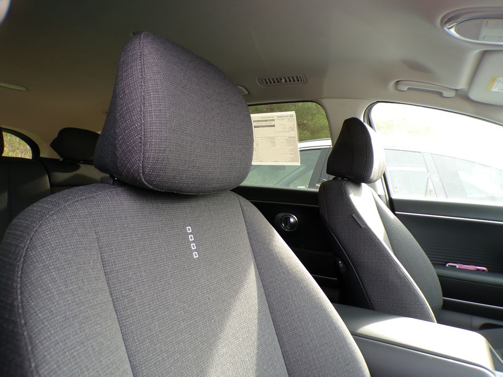 2026 Hyundai IONIQ 9 SE - Photo 24