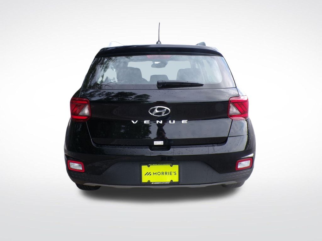 Used 2025 Hyundai Venue SEL SUV
