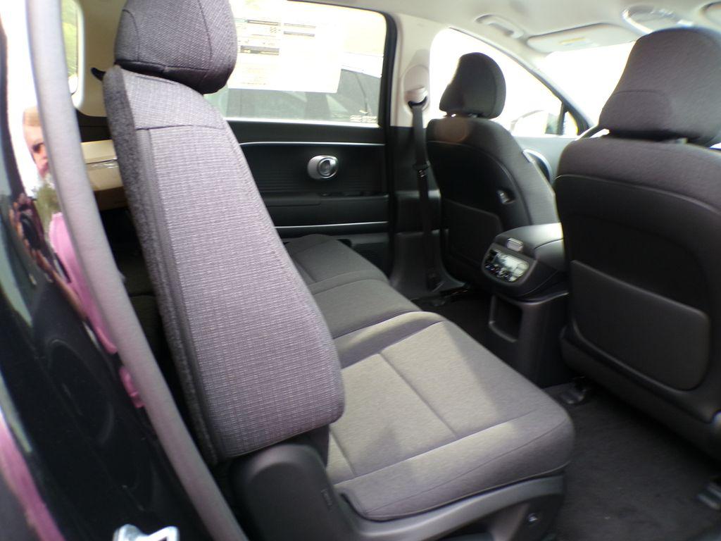 2026 Hyundai IONIQ 9 SE - Photo 29