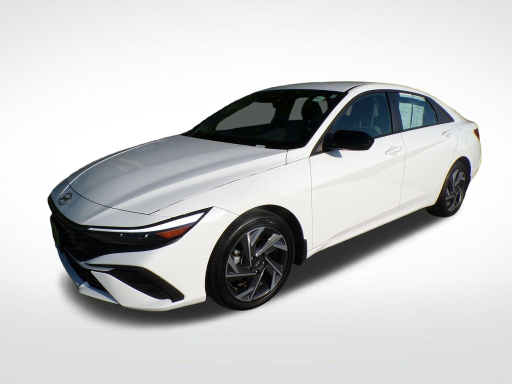 Certified 2025 Hyundai Elantra SEL Sport Sedan