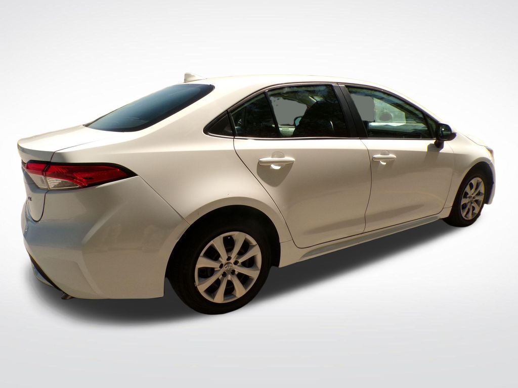 2021 Toyota Corolla LE - Photo 7