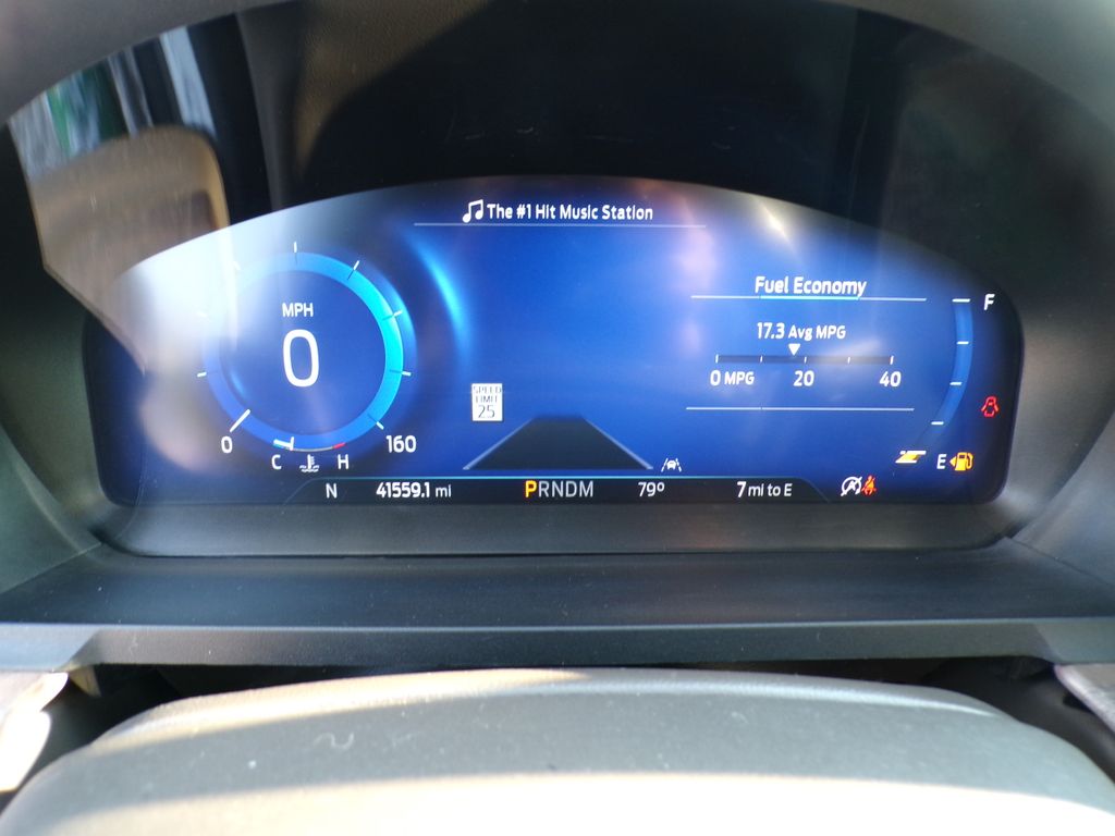 2021 Ford Explorer Platinum - Photo 28