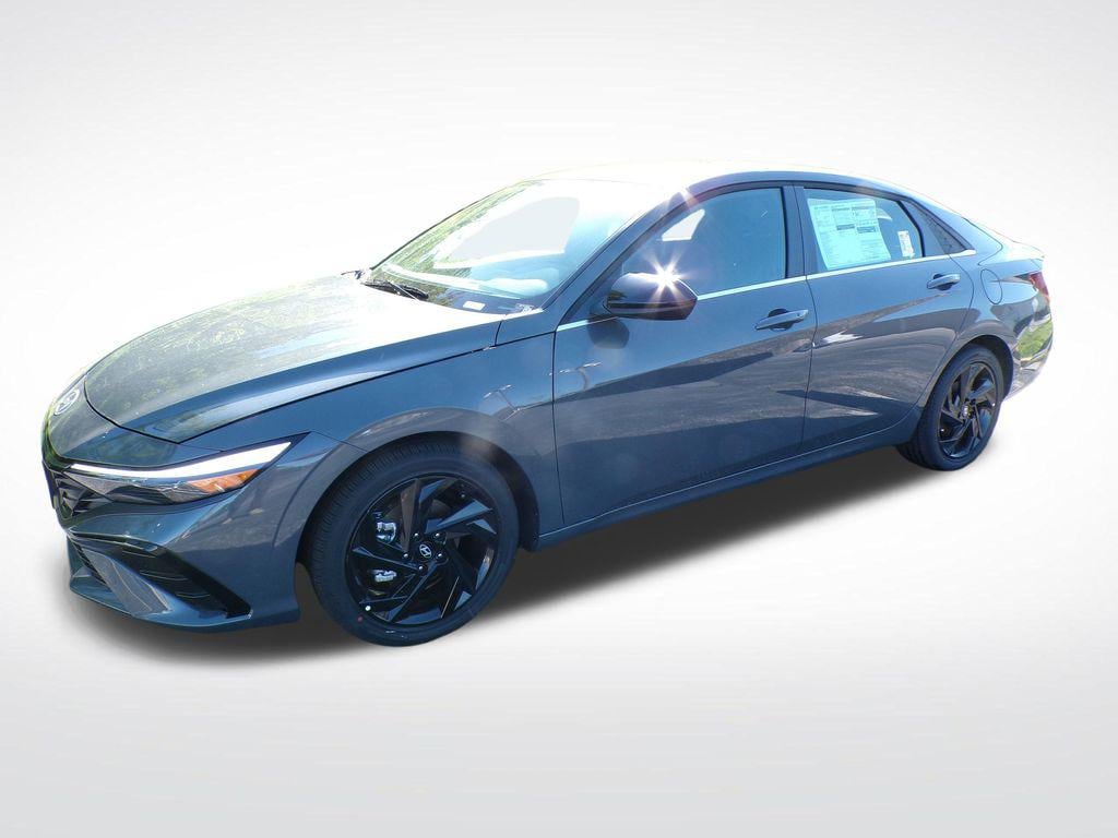 New 2026 Hyundai Elantra SEL Sport Premium Sedan