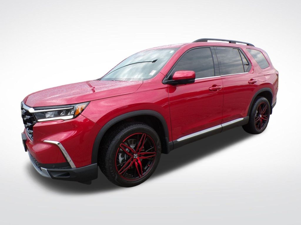 Used 2025 Honda Pilot Elite SUV