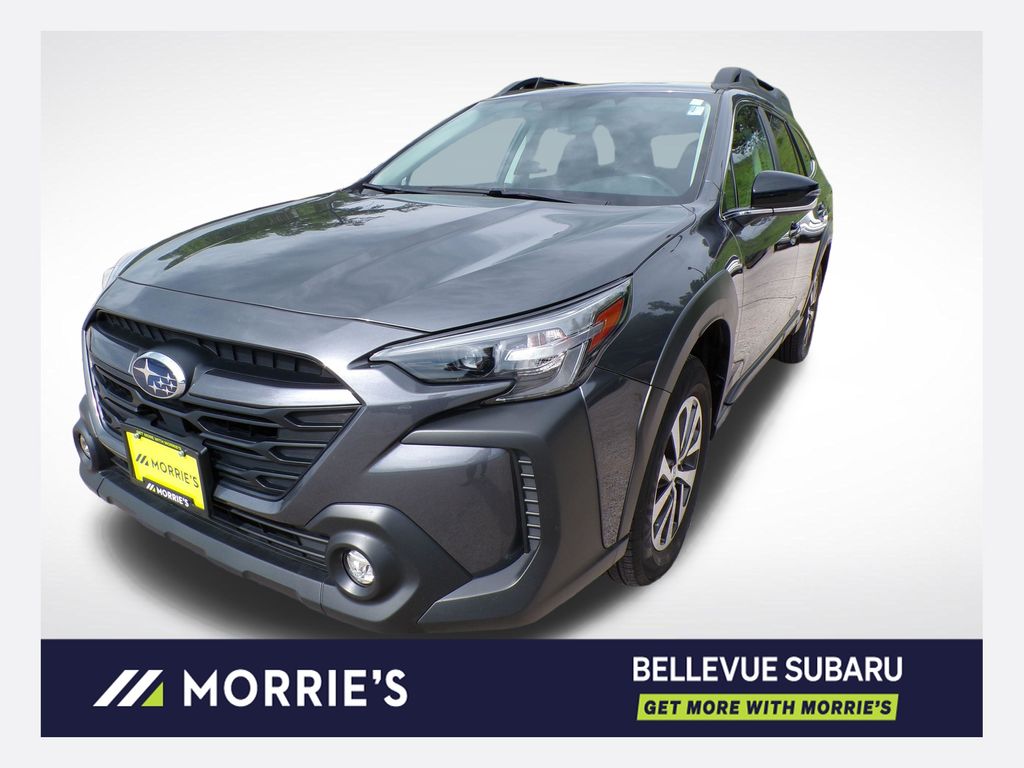 2025 Subaru Outback Premium's photo