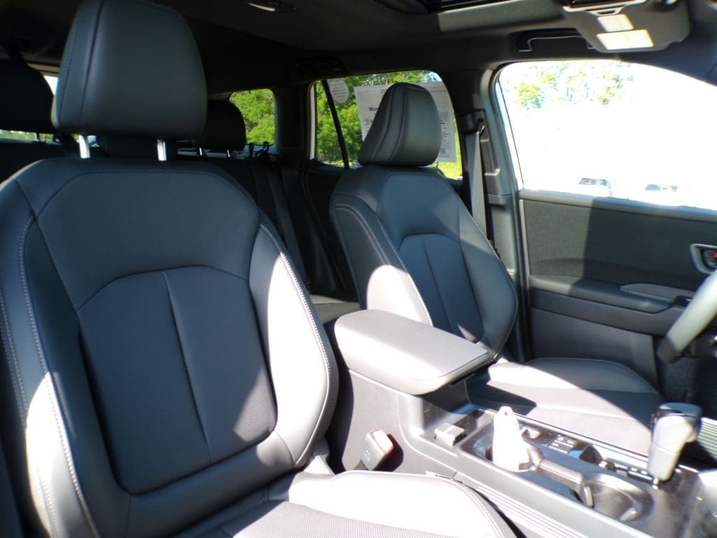 2026 Subaru Outback Limited - Photo 12