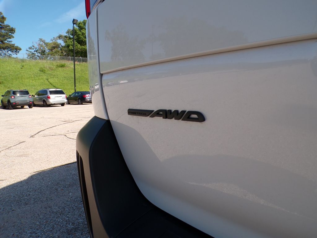 2026 Subaru Outback Limited - Photo 13
