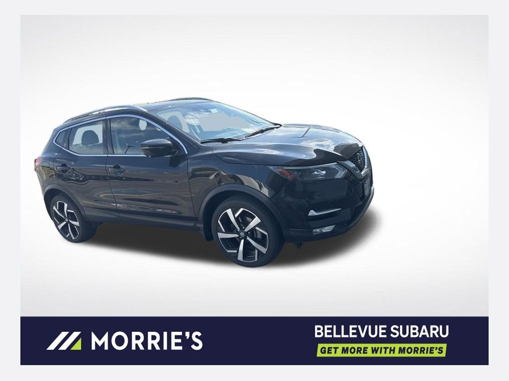2022 Nissan Rogue Sport SL AWD's photo