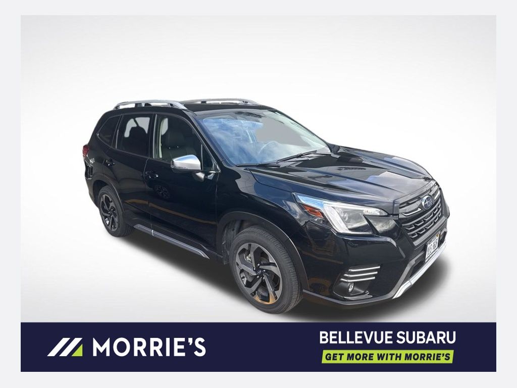 2024 Subaru Forester Touring's photo