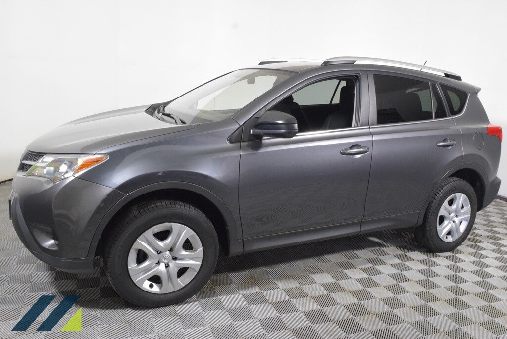Used 2015 Toyota RAV4 LE with VIN 2T3BFREV3FW285295 for sale in Brooklyn Park, Minnesota