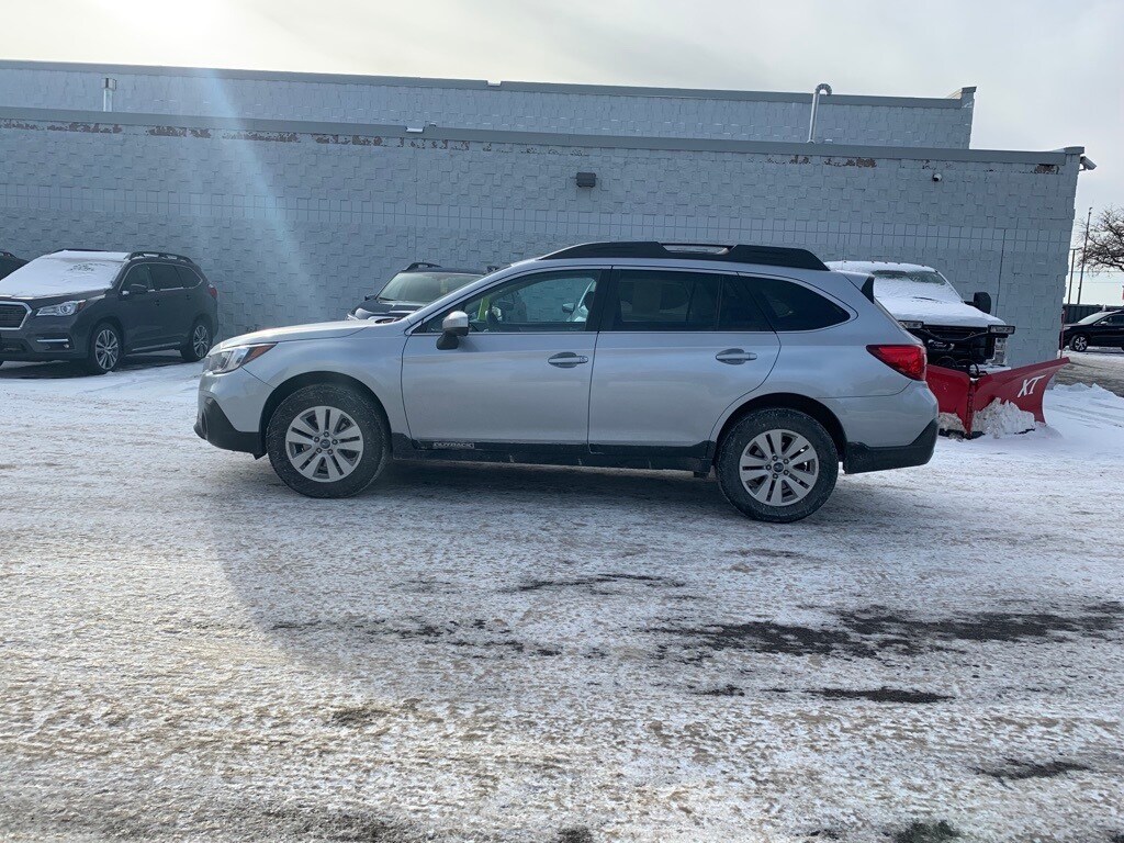 Used 2019 Subaru Outback Premium with VIN 4S4BSAFC4K3256388 for sale in Minnetonka, Minnesota
